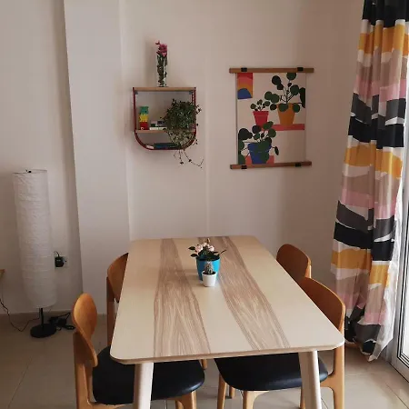 Yippee! My Happy Place In Center Apartament Larnaca